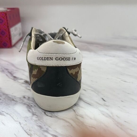 Golden Goose Camo Sneakers with Pink Star - Picture 5 of 9